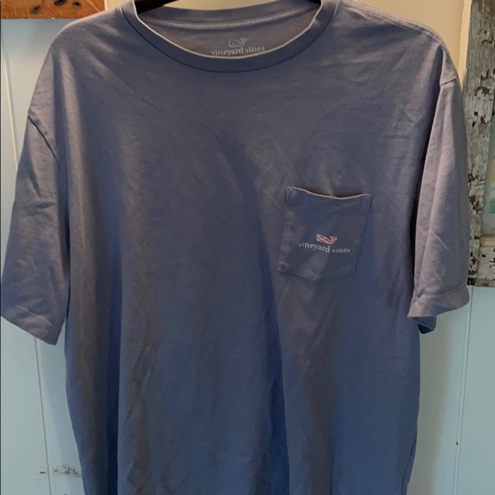 Vineyard vines tshirt